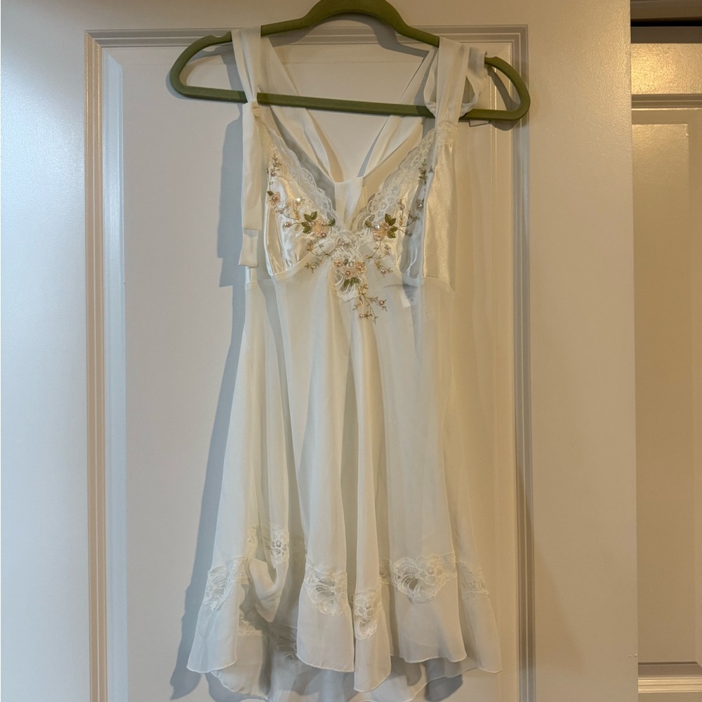 VINTAGE Linea Donatella Cream Floral Mini Dress